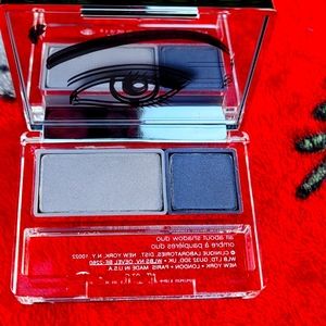 Clinique All about shadow duo. 22 jeans heels.